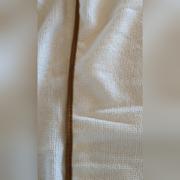 NWOT. TWO. Bath towel wraps. - Picture 2 of 7